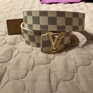 Louis Vuitton belt